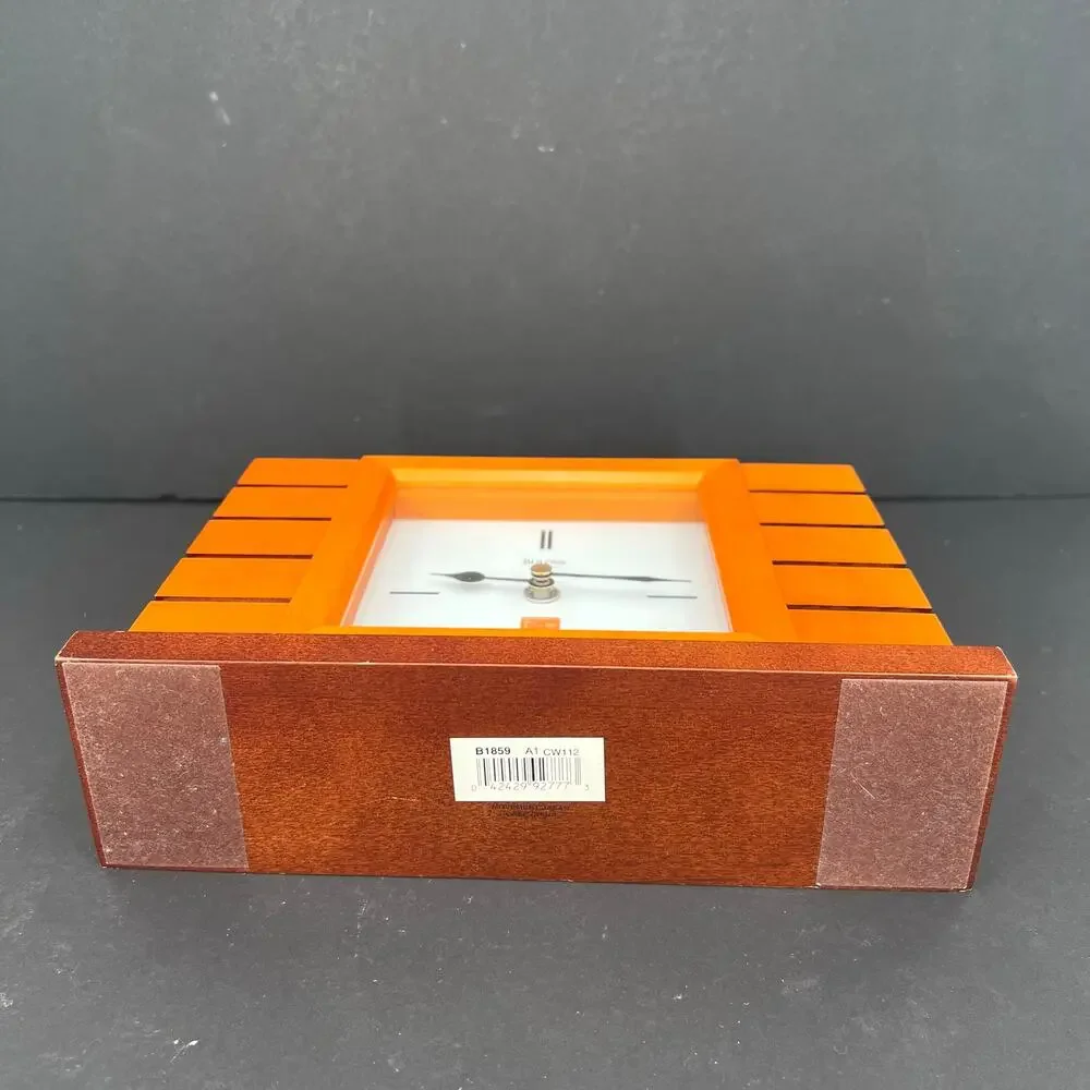 Bulova this usonian